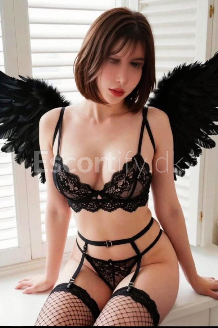 Tina – escort i Billund