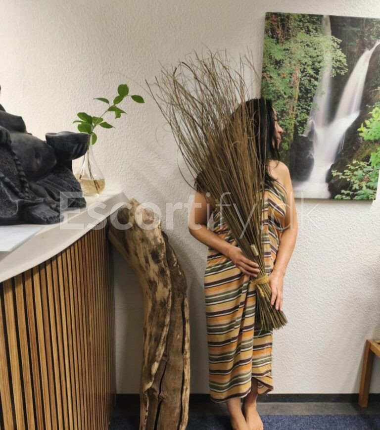 Gentofte København Tantra Massage kira Oplev en intim og afslappende Tantra-massage hos mig tlf 50357128