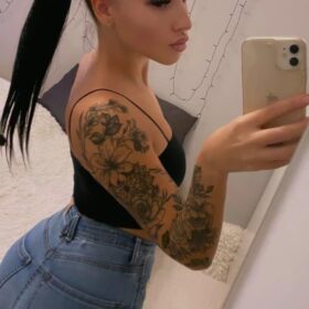 SABRINA ️HOT Brunete Girl first Time in DK 100%Real pic ️Rødekro 6230Horny and sexy Hurry up boys Short time here️ I HAVE a Strapon