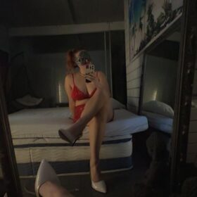 Swiss Dominatrix in Copenhagen 12.10 - 25.10