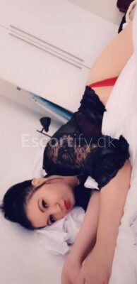 REAL VIKY/ELLYSWEET️