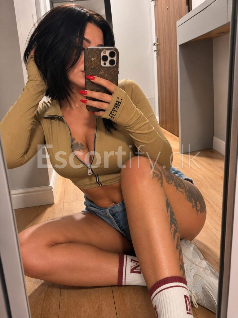 NEW YOUNG NICOLL PRIVAT whatsapp 53 33 36 72 HI Aalborg