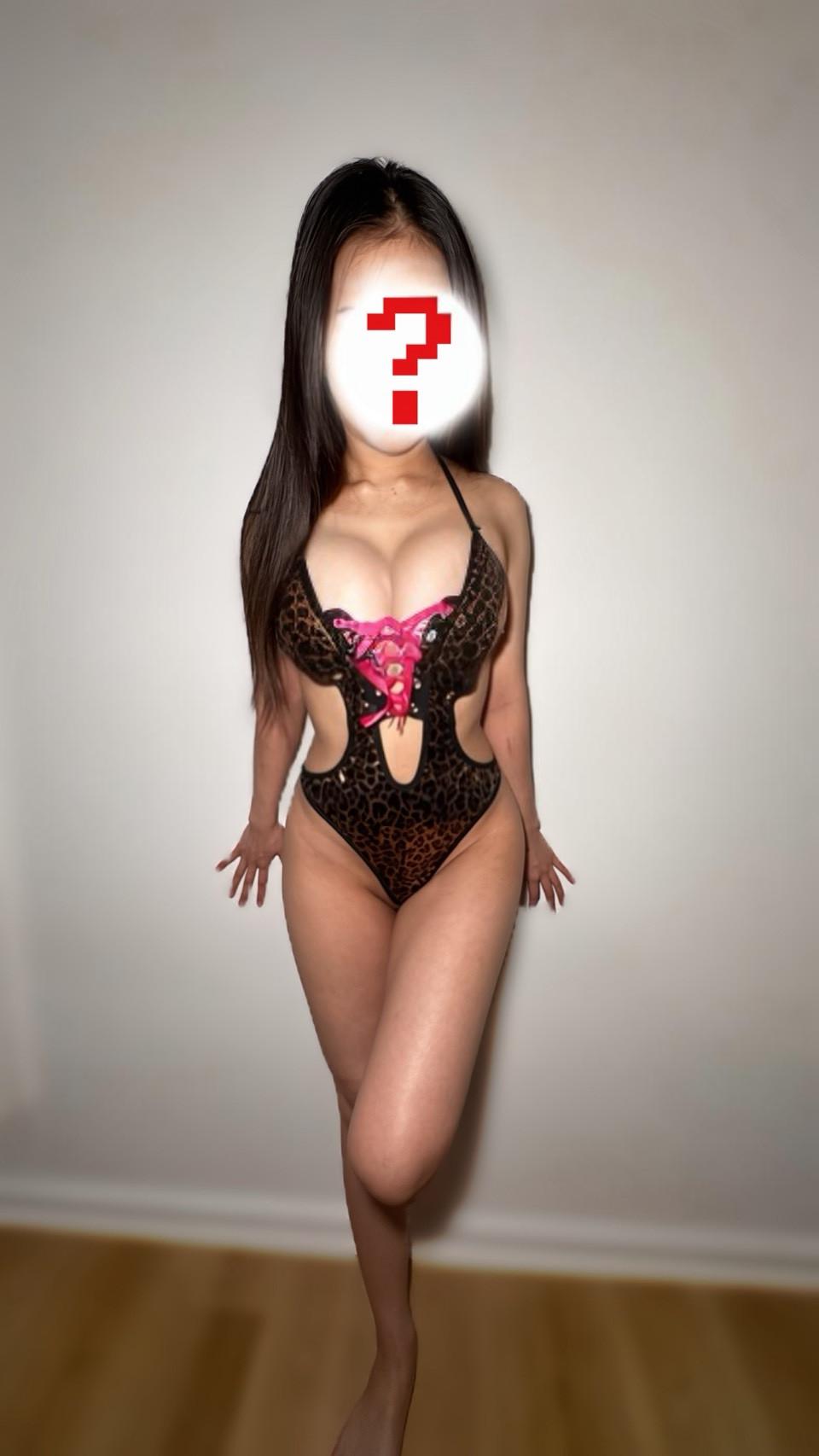 New in Tarm-Hoven Let’s turn up the heat--FREYA SMALL GIRLS--Drop me a message right now and let's make it happen!️ONLY CASH