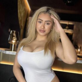 Hey Guys sweet young girl in Vejle 7100 🇩🇰 BEST️ and good care good service