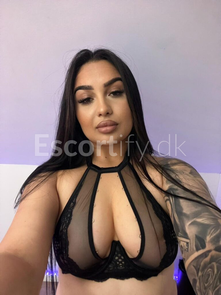 ️STOP STOP REAL 100% CONFIRM WITH VIDEO CALL BEST BJ WHITOUT  DOMINATION B2B MASAGES GOLDEN SHOWER FOOT FETISH ️️NEW IN TOWNPARTY GIRL️️OUTCALL INCALL