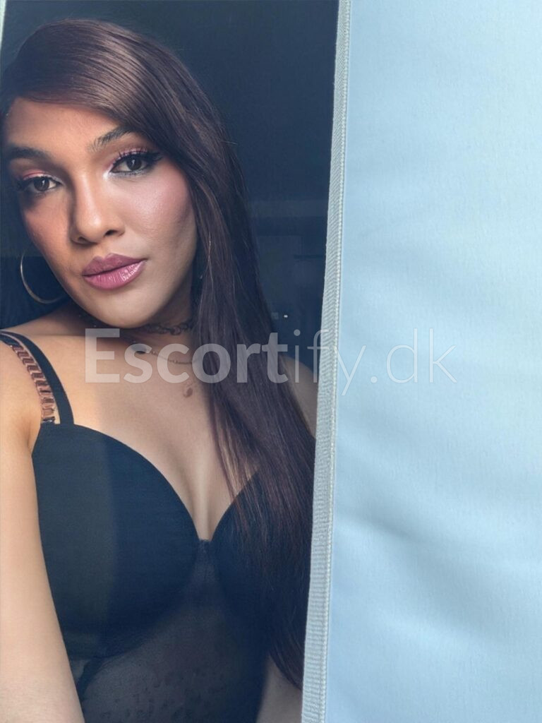 New in Esbjerg 6700 Melissa Trans, Young, Beautiful, Sexy Latina  Big Butt  100% Feminine - Real Photos  Girlfriend Experience