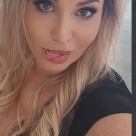 Hot Alice !!!!️️ GFE Lux ️️BIG BOOBS